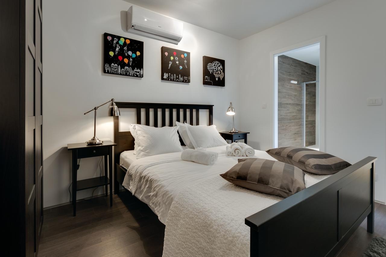 Luxury Apartments Jolara Мимице Екстериор снимка